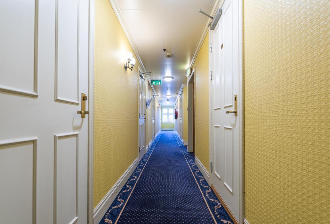 Grand Hotell Sauda Budget Bagian luar foto
